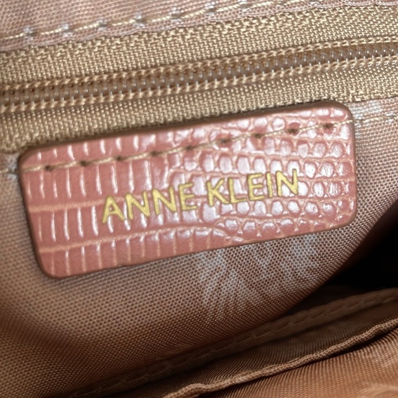 NWT Anne Klein Pink ”Dusty Rose”Mini Crossbody Lizard print Handbag - Picture 13 of 13